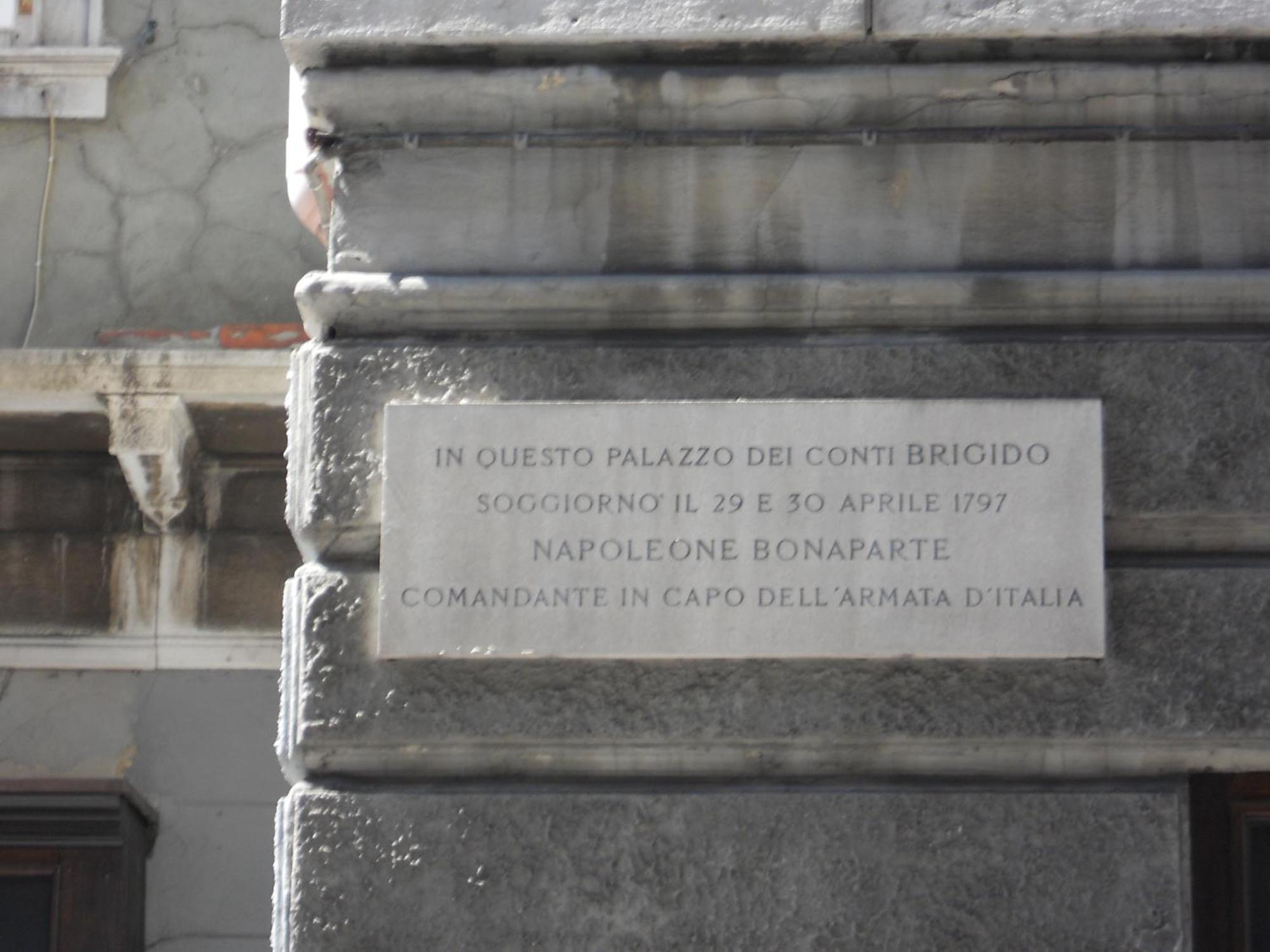 Palazzo Brigido Hotell Trieste Exteriör bild